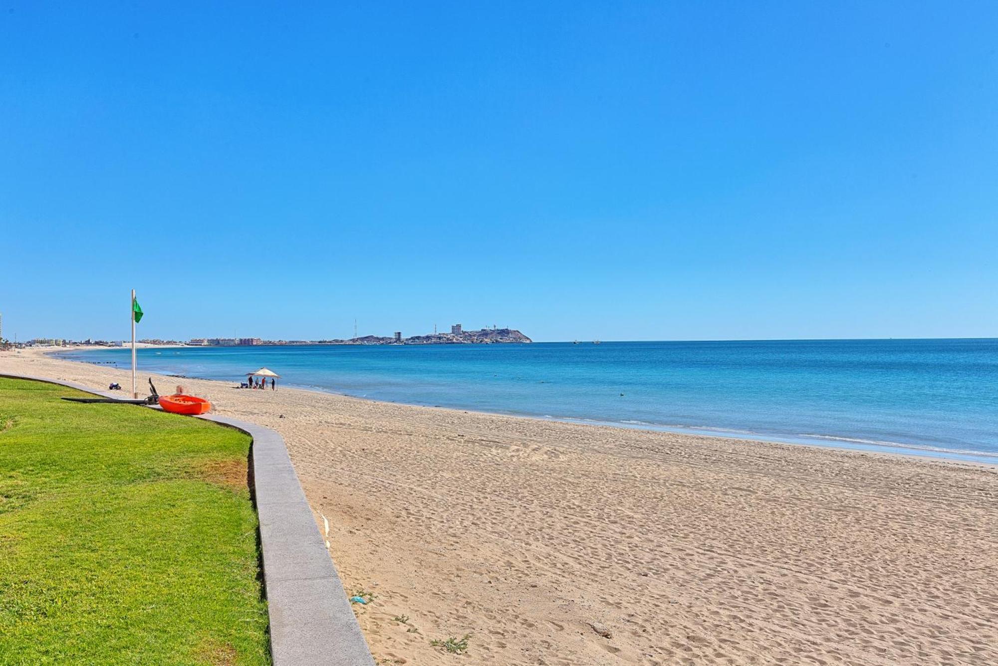 פורטו פנאסקו Right On The Beach! Ocean Front 2 Story Penthouse מראה חיצוני תמונה